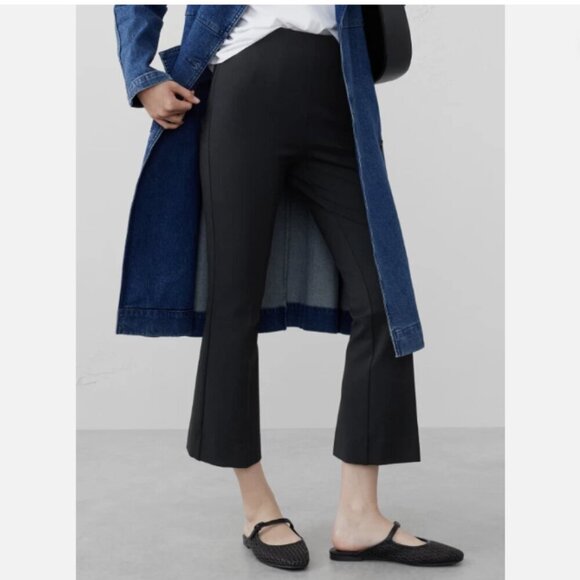 Banana Republic Bootcut Cropped PONTE Pull-On Pants Navy Blue XS #706708 RT$100 - Picture 3 of 7